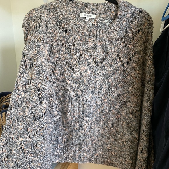 Lovely Madewell Sweater. Perfect for Spring - Picture 1 of 7